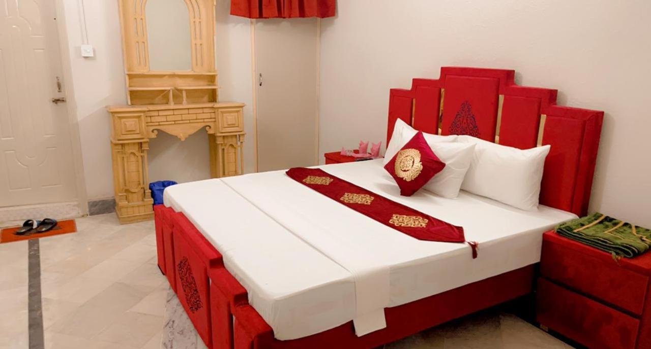 Royal Galaxy Lodge Исламабад Екстериор снимка